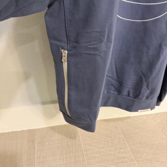 Nike Knicks Dri-fit Standard Issue Blue Ball Logo Crew - NWOT - Picture 4 of 6